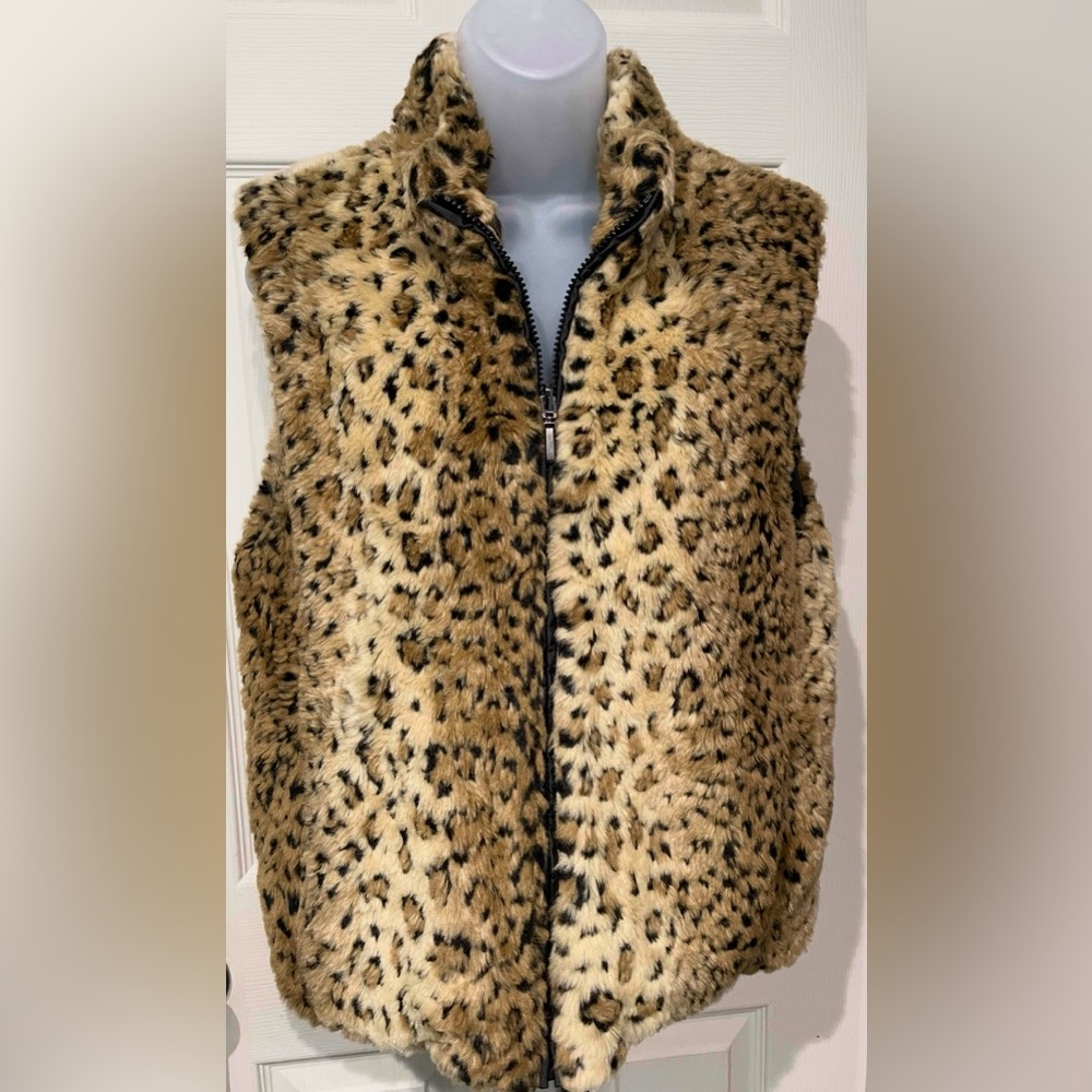 Worthington Animal Print Faux Fur Vest - Picture 1 of 9